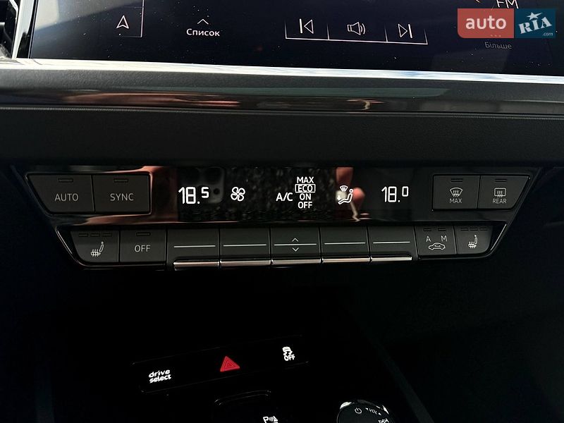 Внедорожник / Кроссовер Audi Q4 e-tron 2022 в Киеве