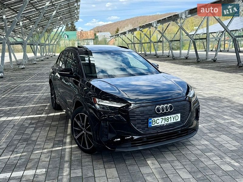 Внедорожник / Кроссовер Audi Q4 e-tron 2024 в Львове
