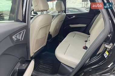 Внедорожник / Кроссовер Audi Q4 e-tron 2024 в Ивано-Франковске