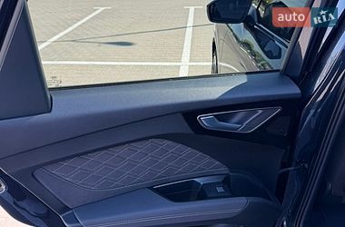 Внедорожник / Кроссовер Audi Q4 e-tron 2024 в Киеве