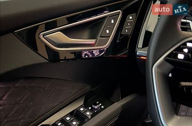Внедорожник / Кроссовер Audi Q4 e-tron 2024 в Киеве