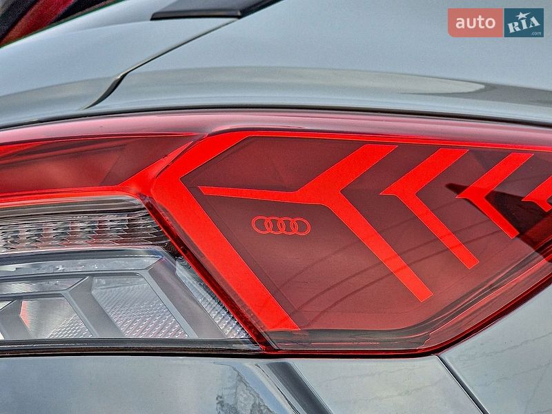 Внедорожник / Кроссовер Audi Q4 e-tron 2022 в Кременчуге