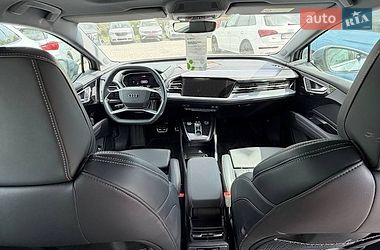 Внедорожник / Кроссовер Audi Q4 e-tron 2024 в Львове