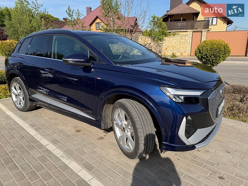 Audi Q4 e-tron, фото з оголошення