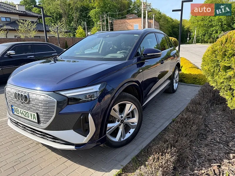 Audi Q4 e-tron 2023