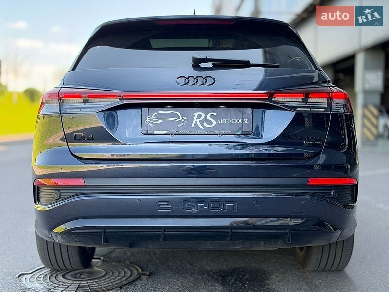 Внедорожник / Кроссовер Audi Q4 e-tron 2024 в Киеве