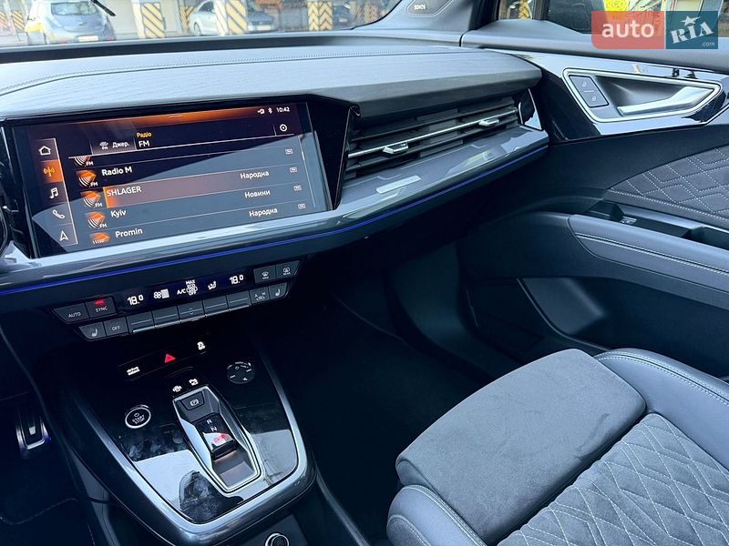 Внедорожник / Кроссовер Audi Q4 e-tron 2024 в Киеве