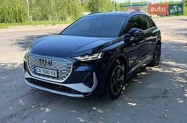 Позашляховик / Кросовер Audi Q4 e-tron 2021 в Золотоноші