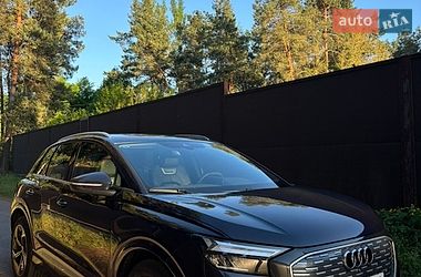 Позашляховик / Кросовер Audi Q4 e-tron 2025 в Києві