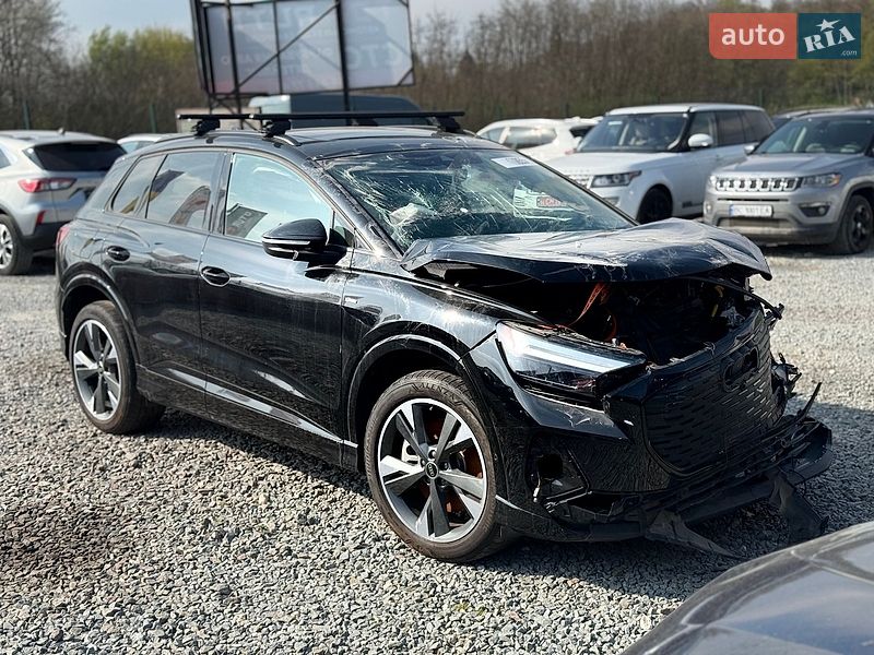 Audi Q4 e-tron 2024
