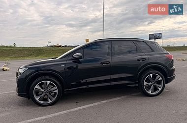 Позашляховик / Кросовер Audi Q4 e-tron 2023 в Львові