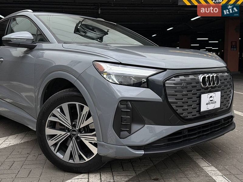 Внедорожник / Кроссовер Audi Q4 e-tron 2023 в Киеве