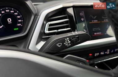 Внедорожник / Кроссовер Audi Q4 e-tron 2023 в Киеве