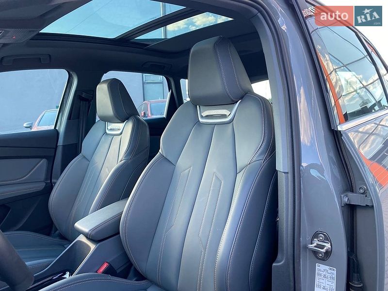 Внедорожник / Кроссовер Audi Q4 e-tron 2024 в Львове
