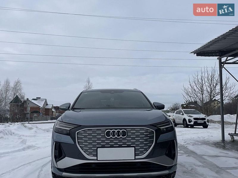 Audi Q4 e-tron 2023
