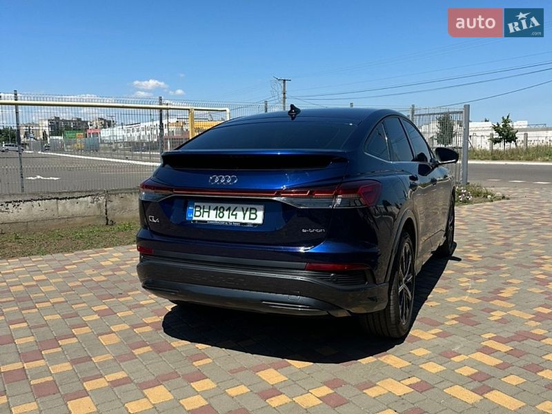 Внедорожник / Кроссовер Audi Q4 e-tron 2021 в Белгороде-Днестровском