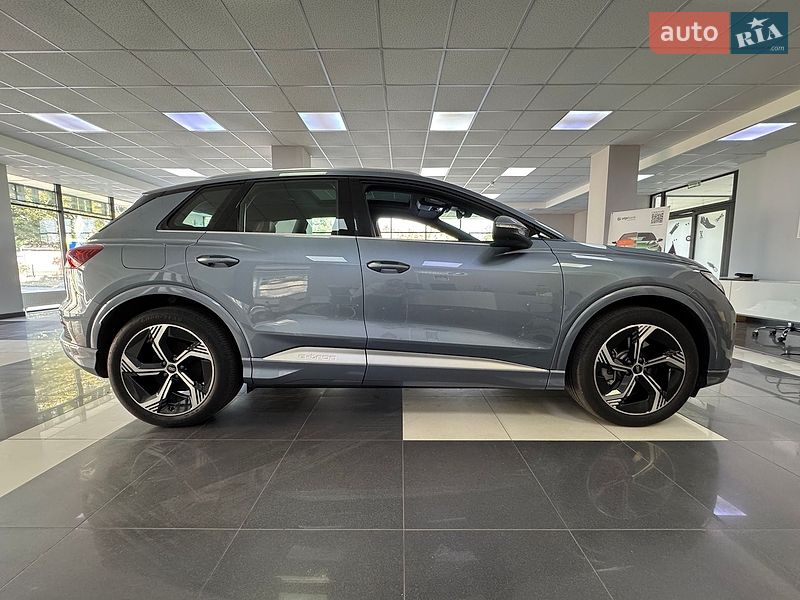 Внедорожник / Кроссовер Audi Q4 e-tron 2024 в Одессе