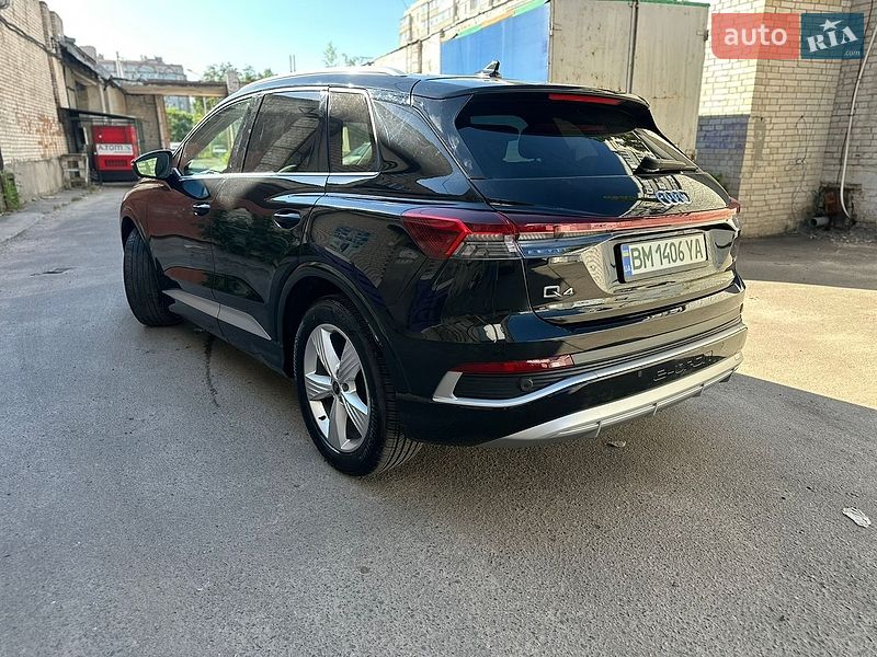 Внедорожник / Кроссовер Audi Q4 e-tron 2024 в Сумах