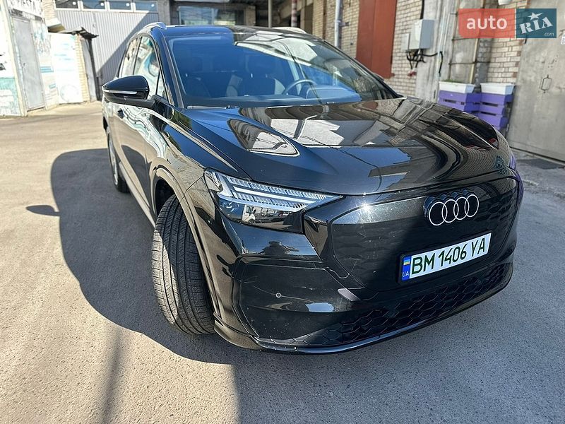 Внедорожник / Кроссовер Audi Q4 e-tron 2024 в Сумах