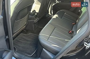 Внедорожник / Кроссовер Audi Q4 e-tron 2024 в Сумах