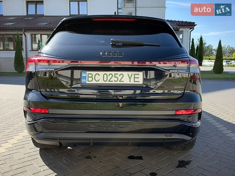 Внедорожник / Кроссовер Audi Q4 e-tron 2023 в Львове