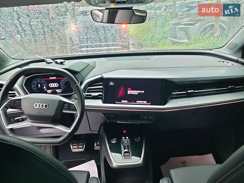 Внедорожник / Кроссовер Audi Q4 e-tron 2024 в Киеве