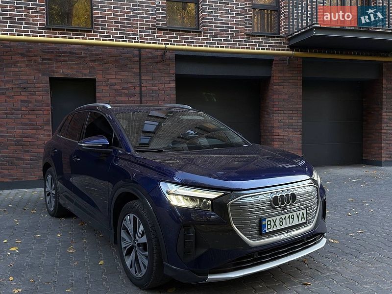 Внедорожник / Кроссовер Audi Q4 e-tron 2021 в Хмельницком