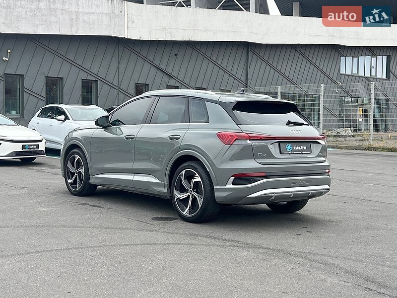Внедорожник / Кроссовер Audi Q4 e-tron 2023 в Львове