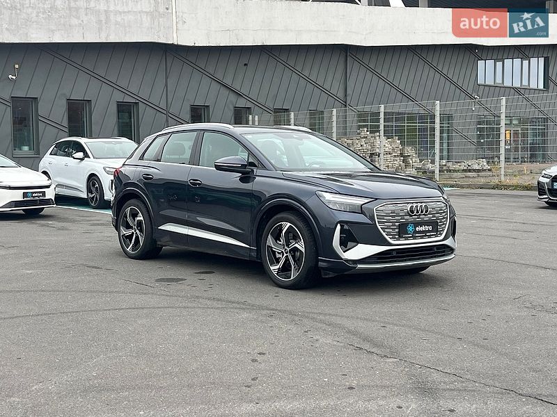 Внедорожник / Кроссовер Audi Q4 e-tron 2024 в Львове