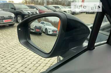 Внедорожник / Кроссовер Audi Q4 Sportback e-tron 2022 в Львове