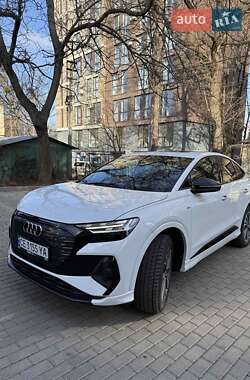 Позашляховик / Кросовер Audi Q4 Sportback e-tron 2022 в Чернівцях