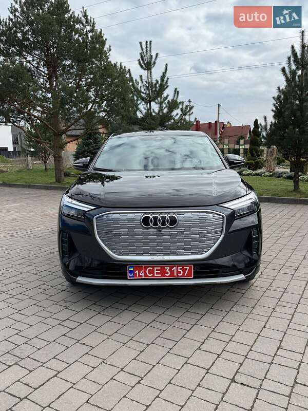 Внедорожник / Кроссовер Audi Q4 Sportback e-tron 2022 в Солонке