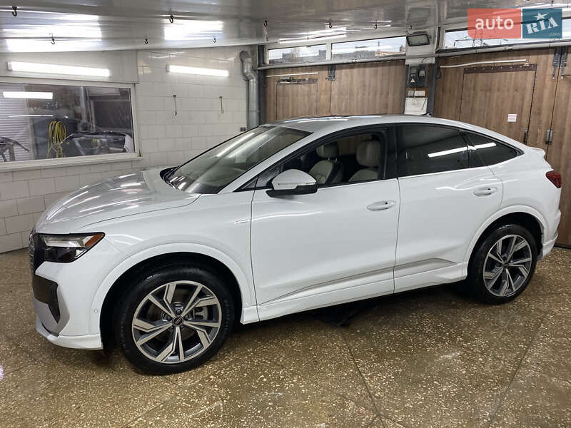 Audi Q4 Sportback e-tron 2023 Audi Q4 Sportback e-tron 2023