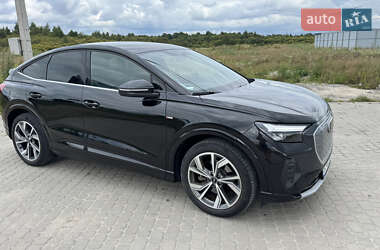Внедорожник / Кроссовер Audi Q4 Sportback e-tron 2022 в 