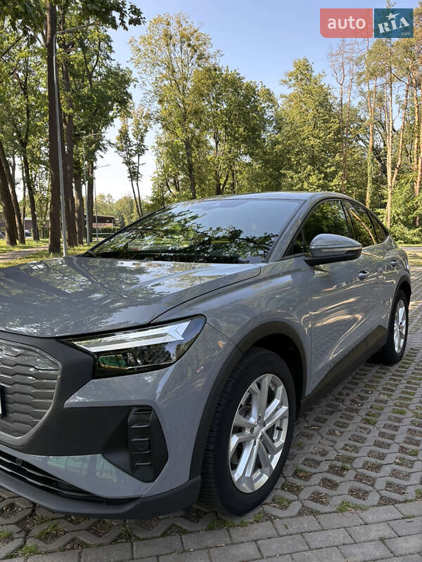 Внедорожник / Кроссовер Audi Q4 Sportback e-tron 2022 в Харькове