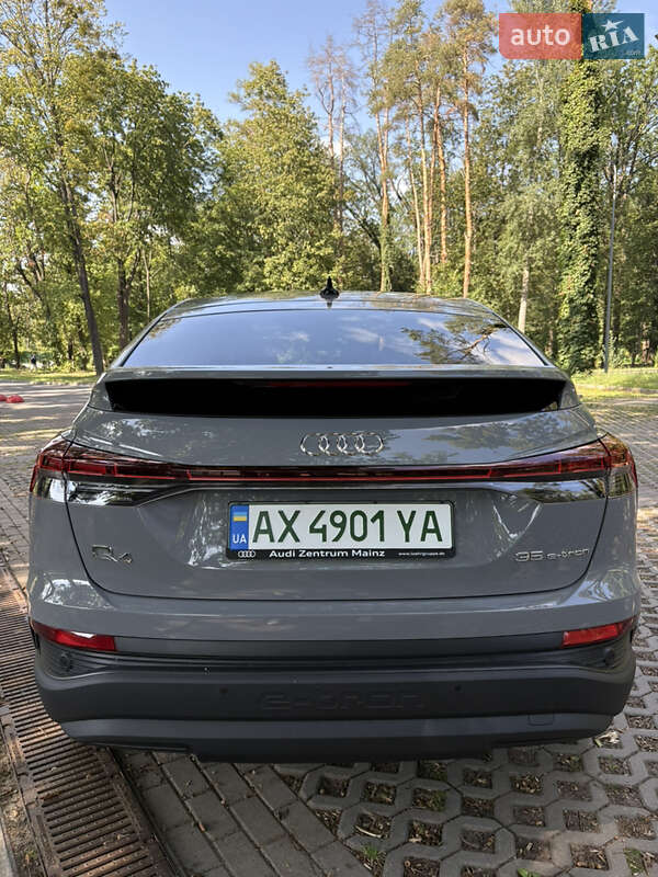 Внедорожник / Кроссовер Audi Q4 Sportback e-tron 2022 в Харькове