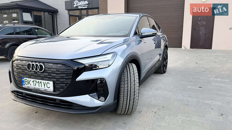Внедорожник / Кроссовер Audi Q4 Sportback e-tron 2022 в Березному