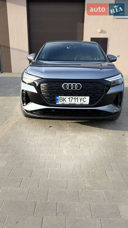 Внедорожник / Кроссовер Audi Q4 Sportback e-tron 2022 в Березному