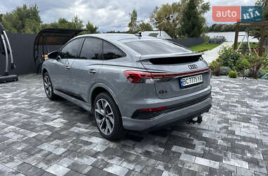 Внедорожник / Кроссовер Audi Q4 Sportback e-tron 2023 в 