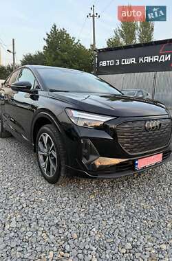 Внедорожник / Кроссовер Audi Q4 Sportback e-tron 2023 в 