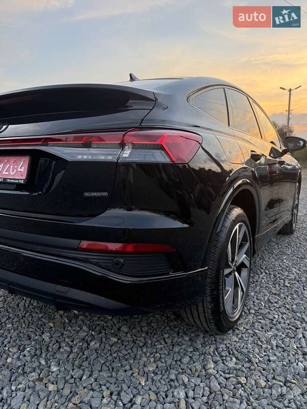 Позашляховик / Кросовер Audi Q4 Sportback e-tron 2023 в Чернівцях