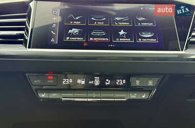 Внедорожник / Кроссовер Audi Q4 Sportback e-tron 2022 в 