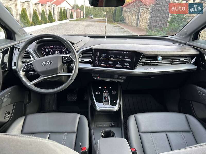 Внедорожник / Кроссовер Audi Q4 Sportback e-tron 2023 в Каменец-Подольском