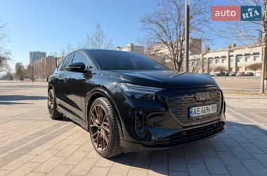 Позашляховик / Кросовер Audi Q4 Sportback e-tron 2024 в Дніпрі