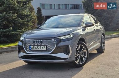 Позашляховик / Кросовер Audi Q4 Sportback e-tron 2023 в Дніпрі