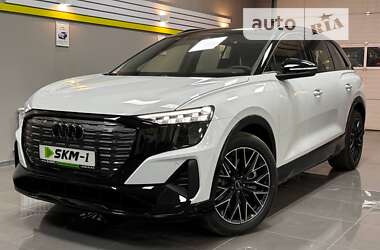 Позашляховик / Кросовер Audi Q5 e-tron 2024 в Києві