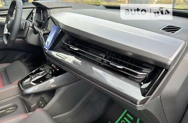 Внедорожник / Кроссовер Audi Q5 e-tron 2024 в 