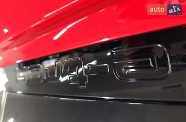 Позашляховик / Кросовер Audi Q5 e-tron 2023 в 