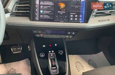 Внедорожник / Кроссовер Audi Q5 e-tron 2023 в 