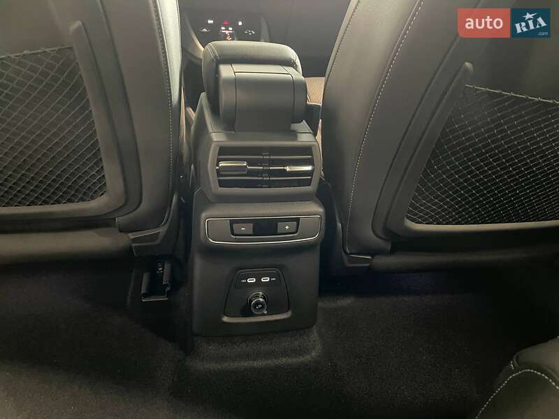 Позашляховик / Кросовер Audi Q5 e-tron 2023 в Львові